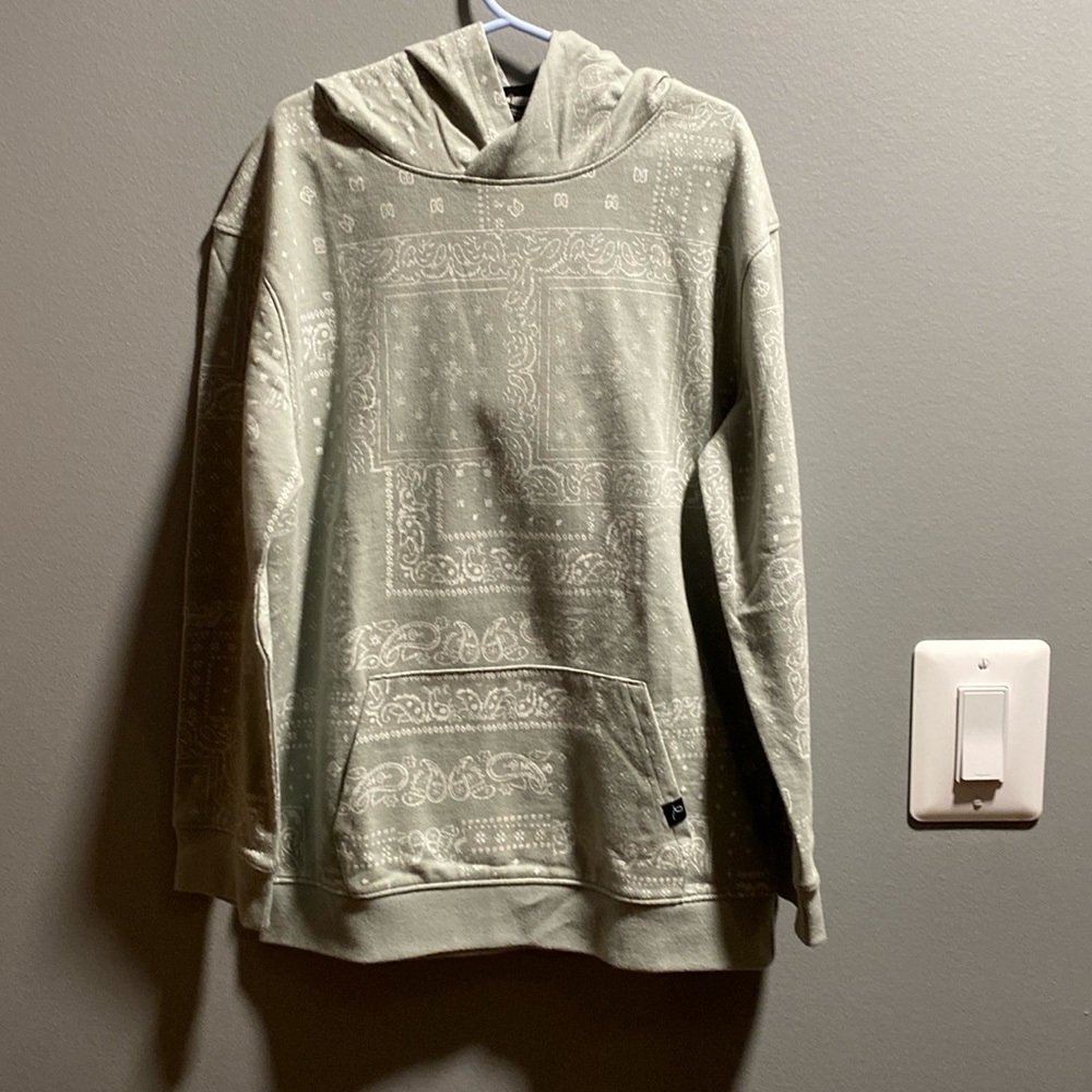BRAND NEW GIRLS SWEATER HOODIE SIZE 6-7! NWT! SMOKE FREE HOME!